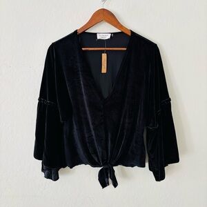 Lavender Field Boutique Black‎ Velvet Tie-Front Top Small Flutter Bell Sleeves